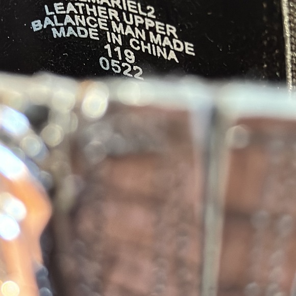 Marc Fisher LTD Mariel 2 Pointed Toe Heeled Croc Embossed Western Bootie… - Picture 10 of 13